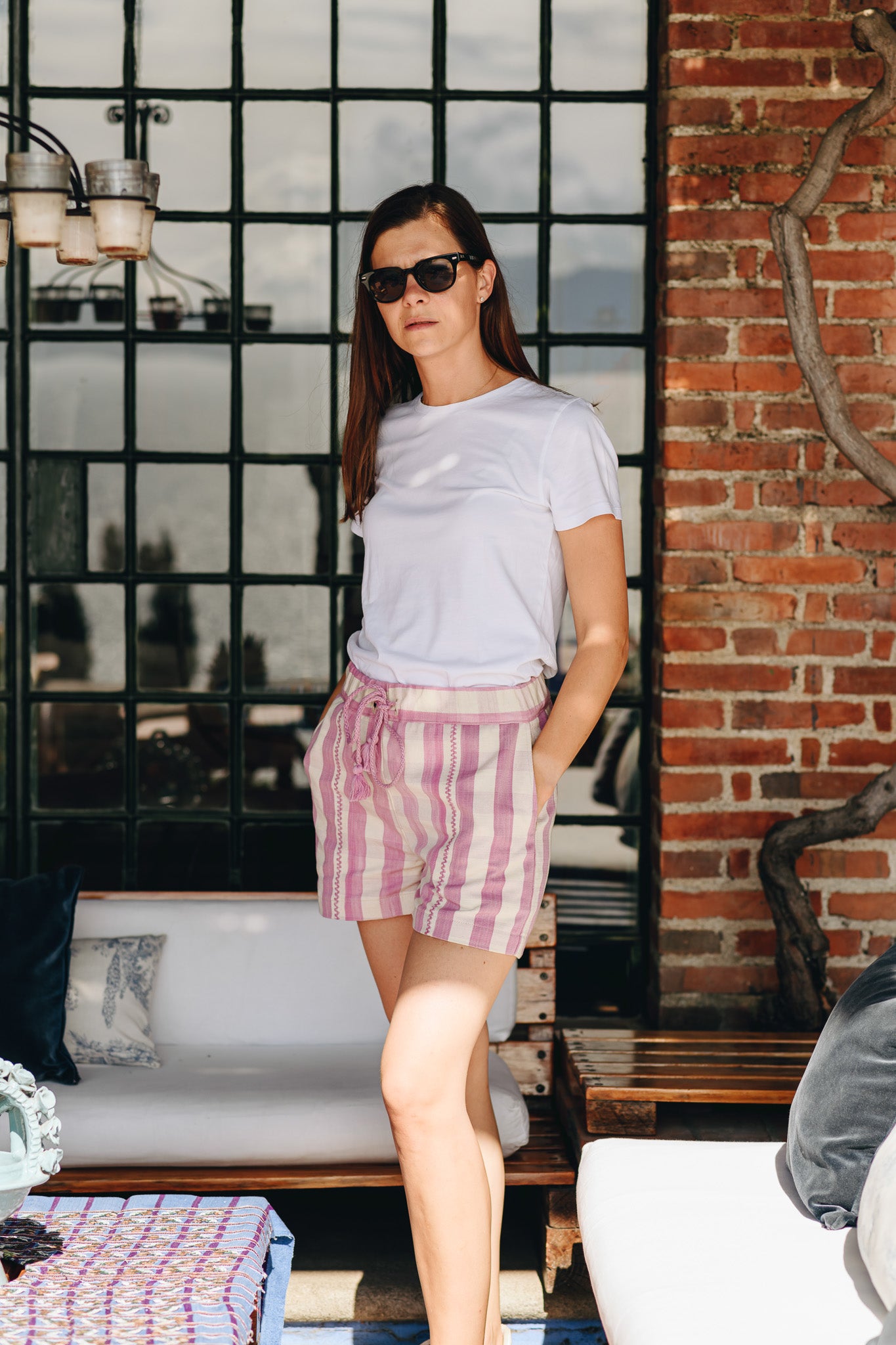 HANDWOVEN SHORTS IN PINK GINGHAM