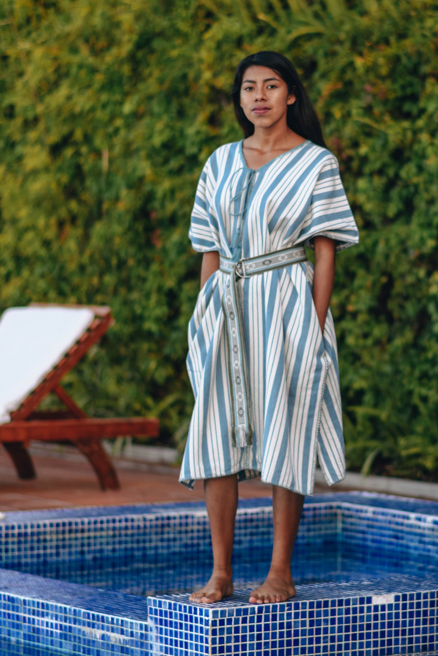 BLUE STRIPE EXTRA WIDE MIDI KAFTAN