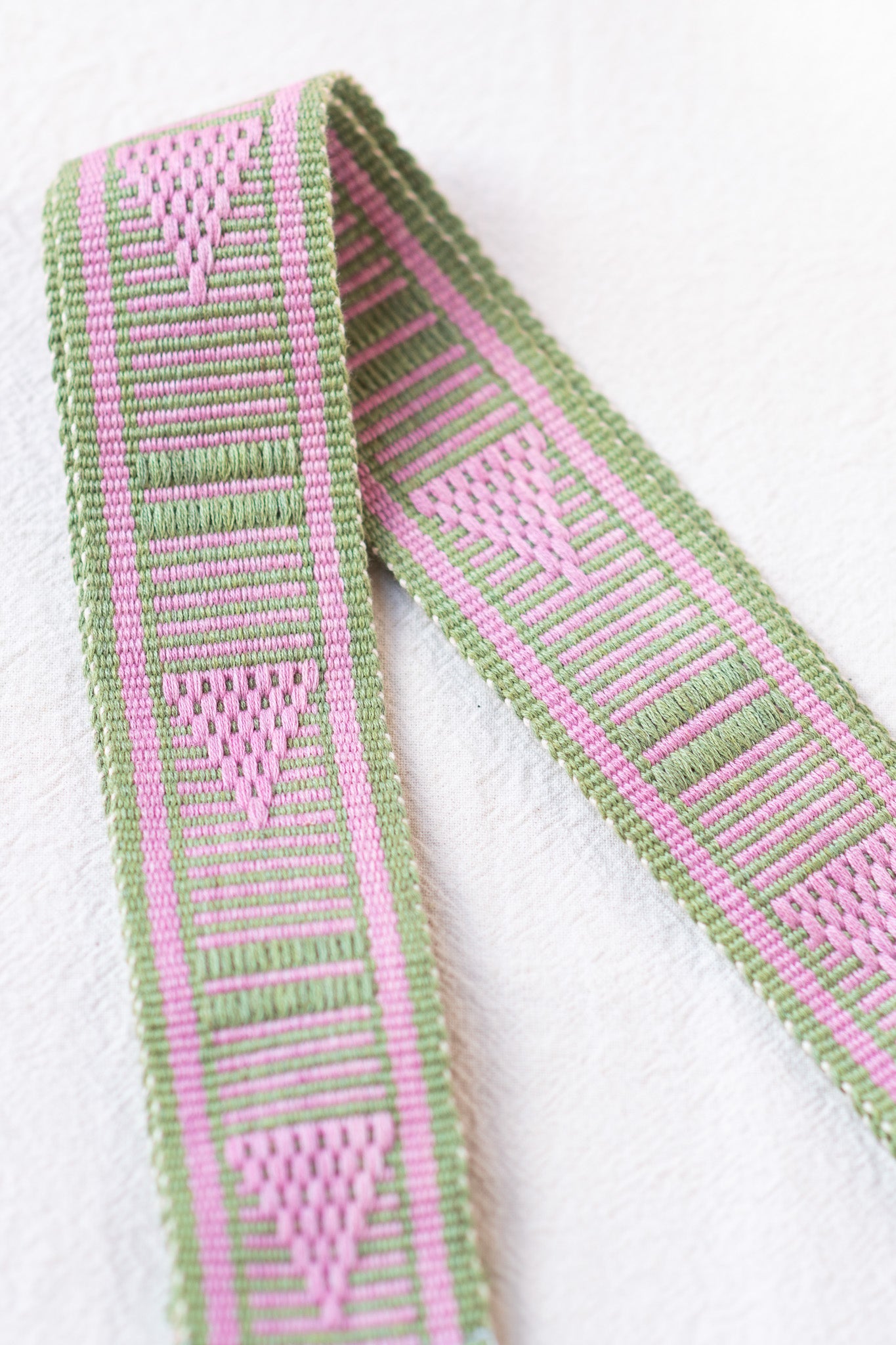 GREEN AND PINK LONG BELT