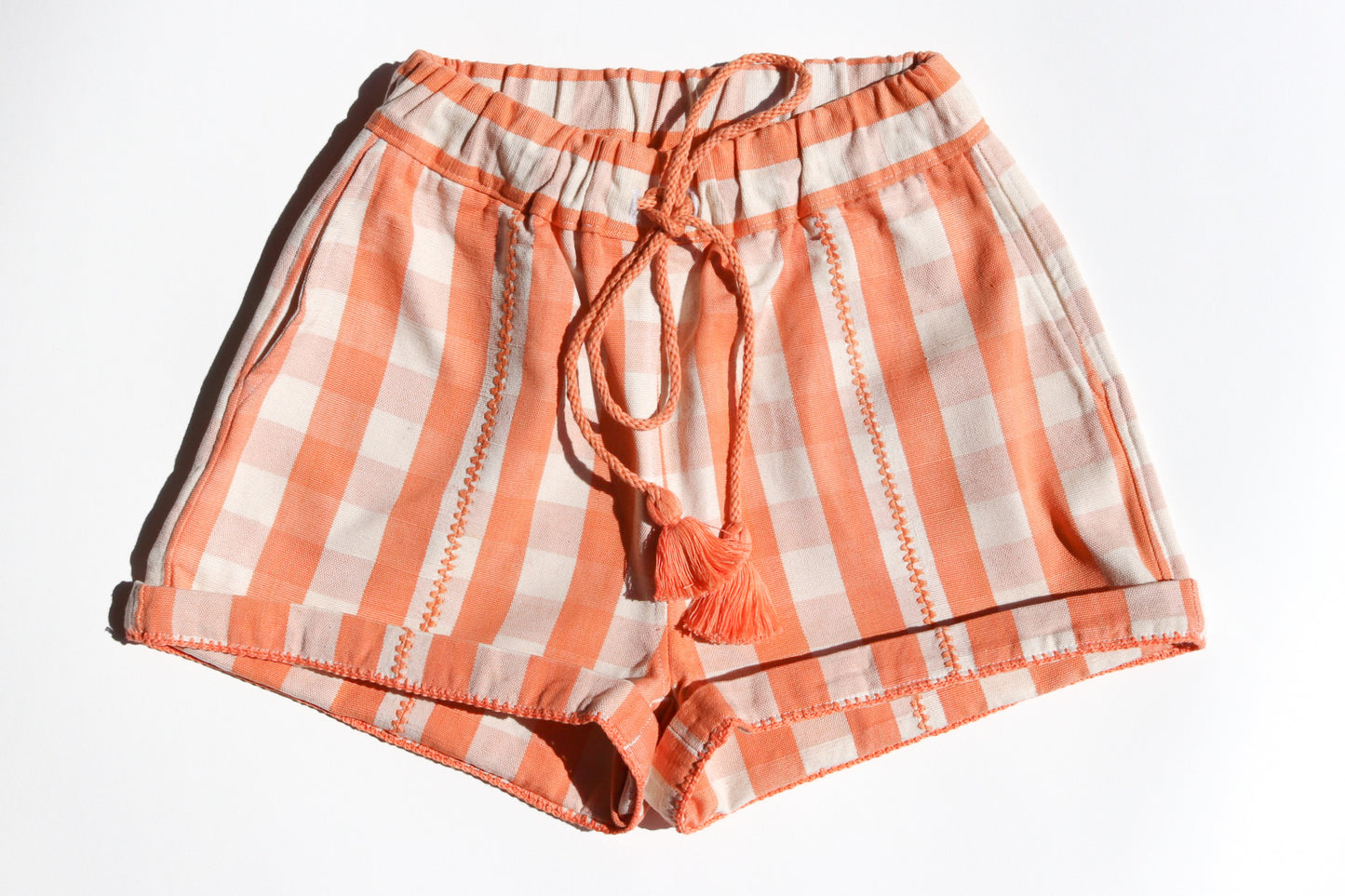 HANDWOVEN SHORTS IN ORANGE GINGHAM