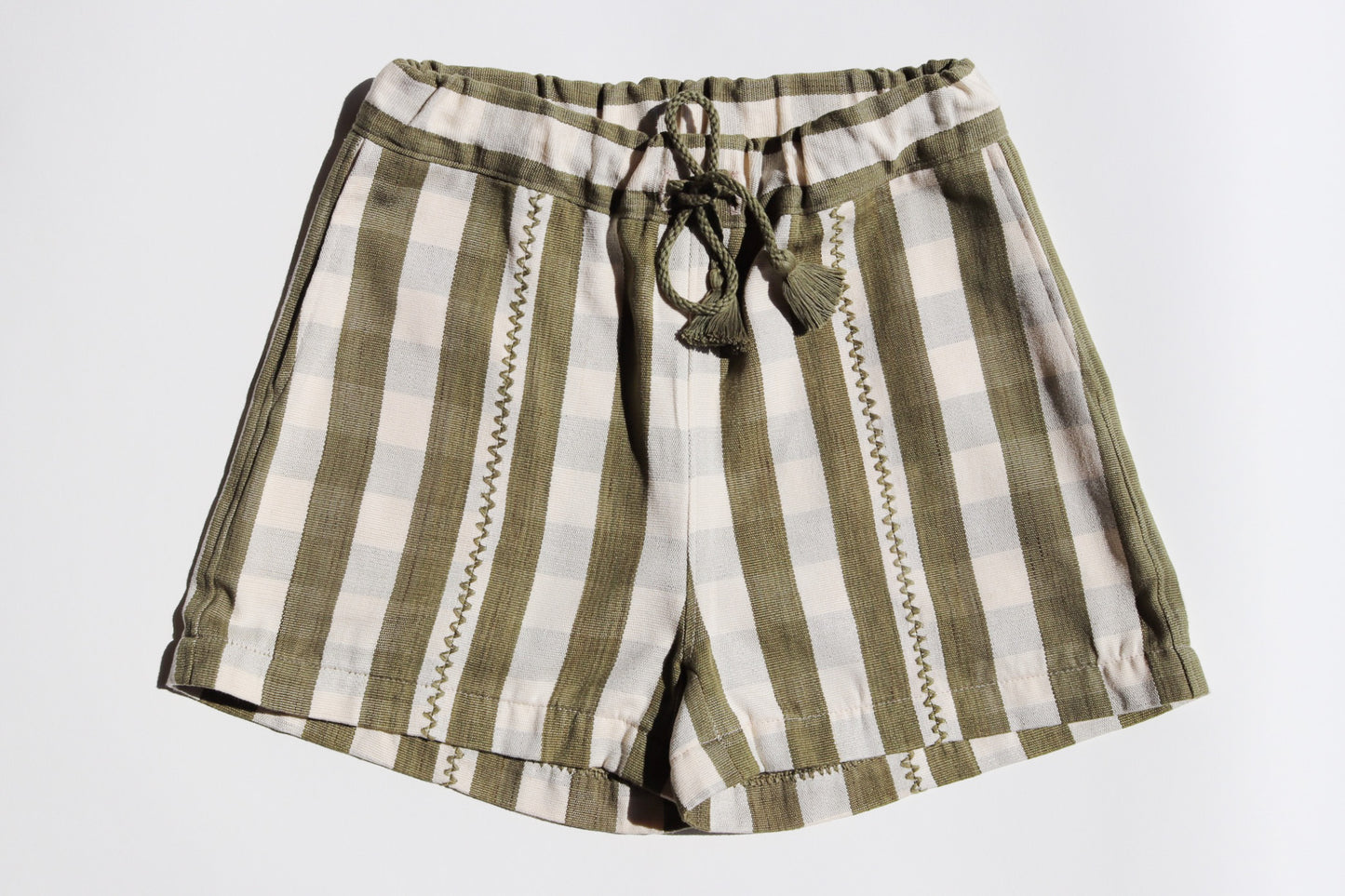 HANDWOVEN SHORTS IN OLIVE GINGHAM