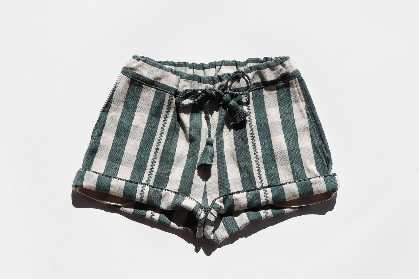 HANDWOVEN SHORTS IN EMERALD GINGHAM