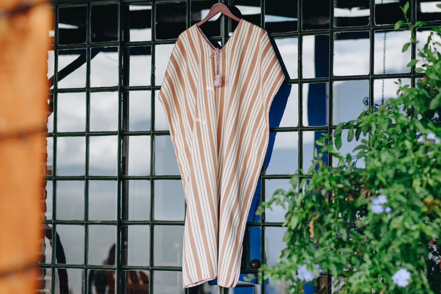 BEIGE STRIPE WIDE MIDI KAFTAN WITH PINK STITCH