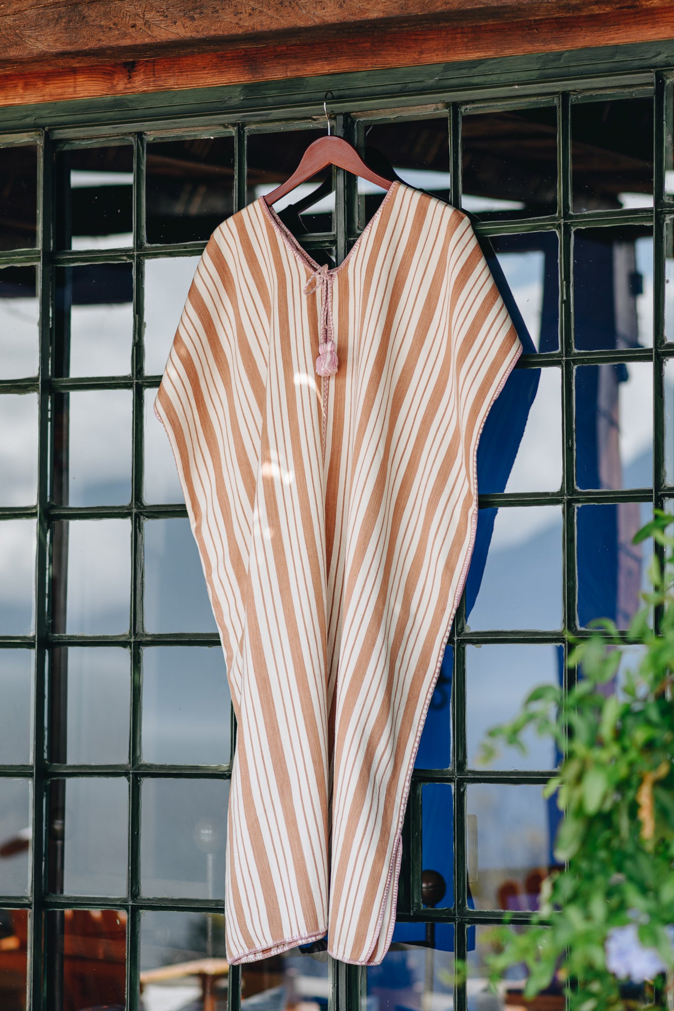 BEIGE STRIPE WIDE MIDI KAFTAN WITH PINK STITCH