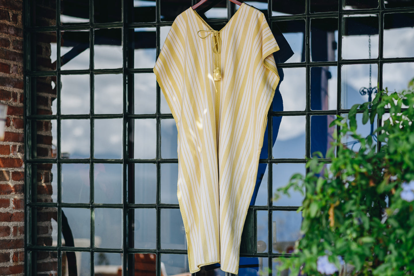 YELLOW STRIPE NARROW MIDI KAFTAN